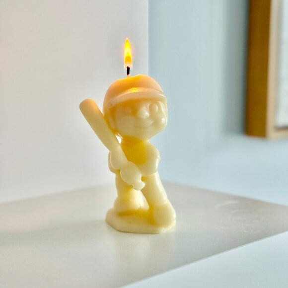 5"Handmade Baseball Player Soy Wax Sculptured Pillar Candle & Sport/ Gift - Picture 5 of 8